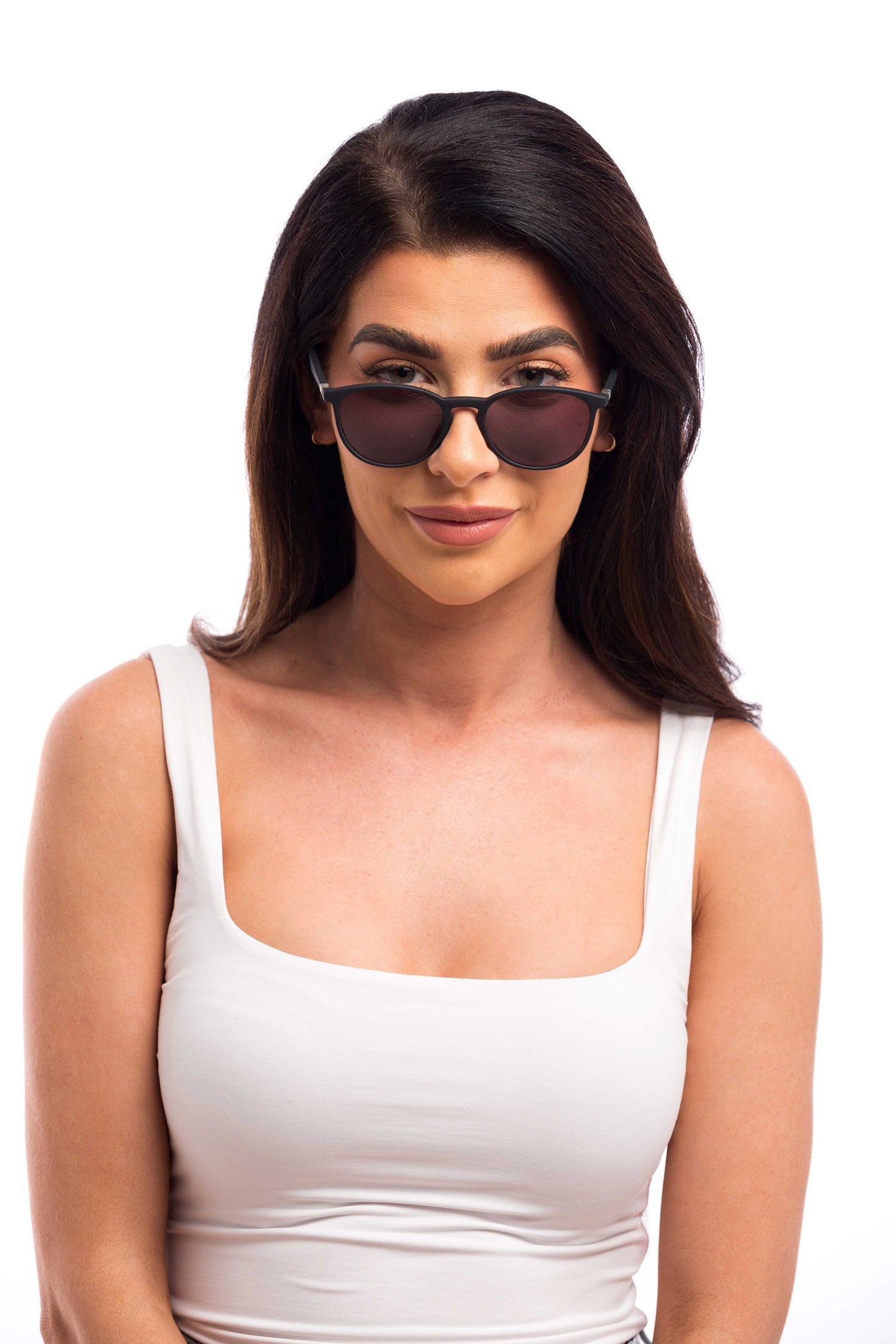 Woman Wearing Echo Sunglasses Readers (Brown)